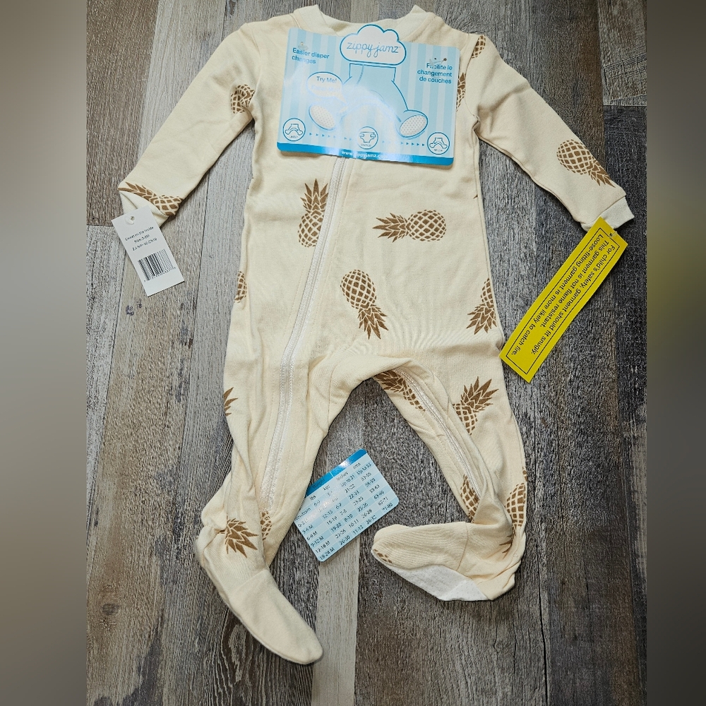 ZippyJamz Zippy Jamz 3-6 Months pineapple Print NEW Footie